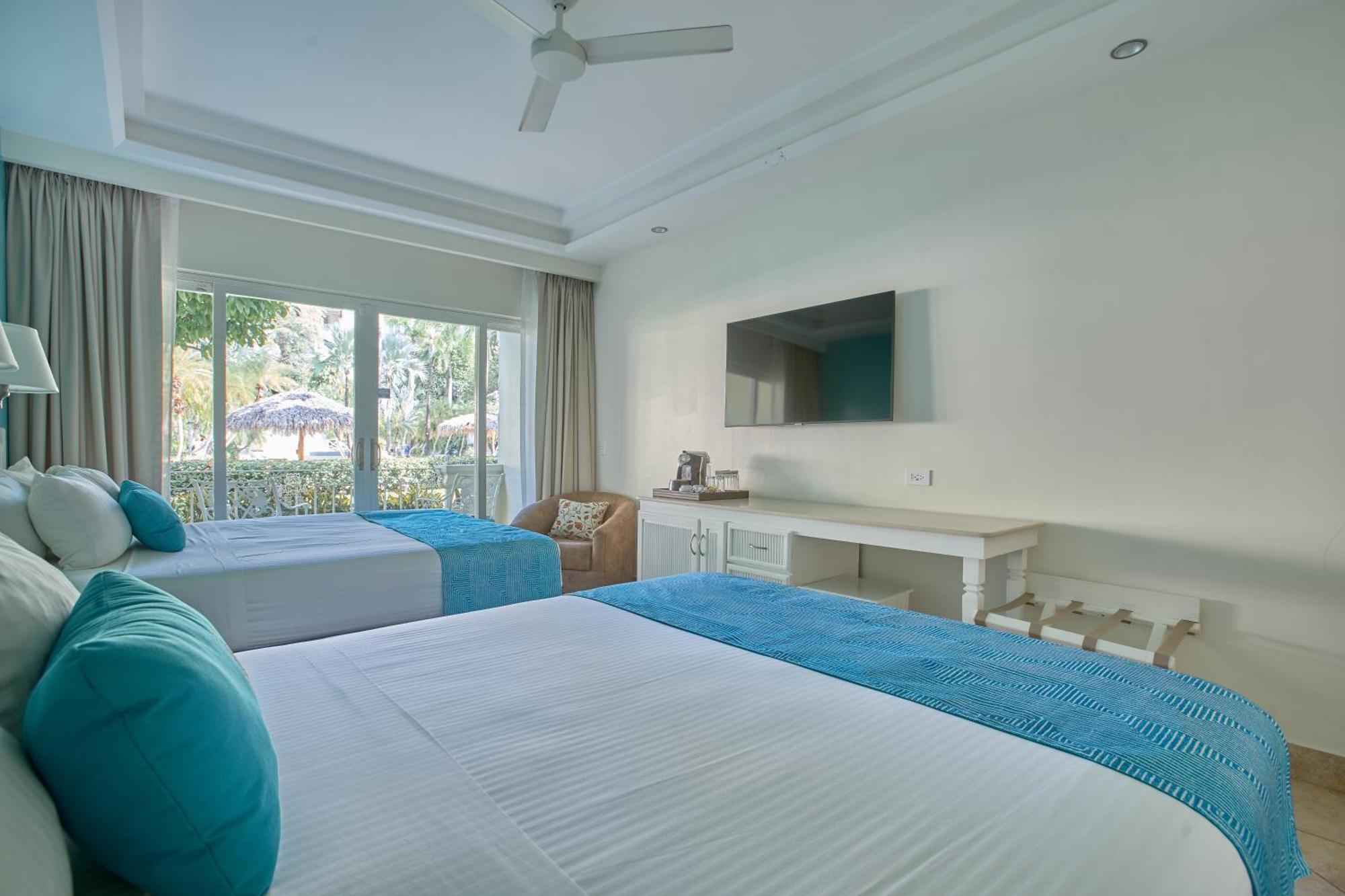 Hotel Tamarindo Diria Beach Resort Стая снимка